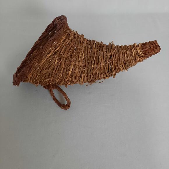 Vintage Cornucopia Horn of Plenty with Sugared Faux Fruit - Picture 5 of 6